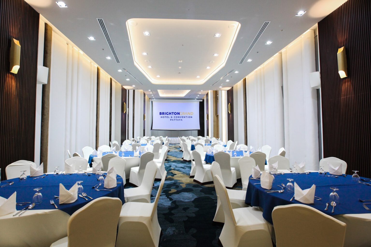 Aqua Theater 1