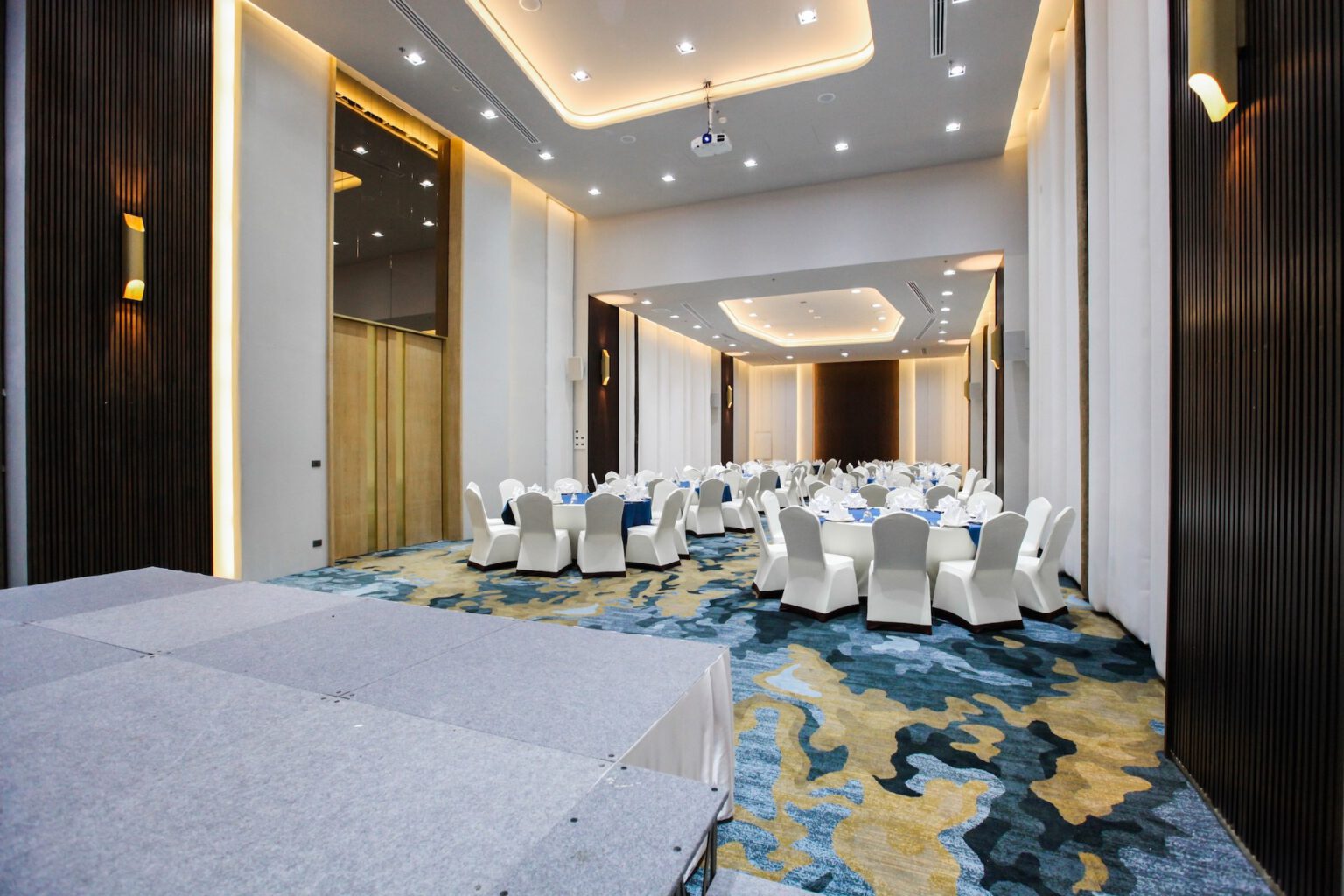 Aqua Theater-4